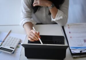 5 Ways Online Payroll Software Can Streamline Your Business Operations