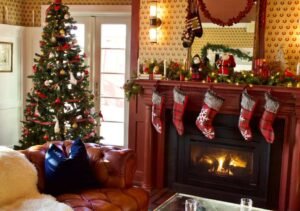 Must-Have Christmas Decorations for a Festive Home