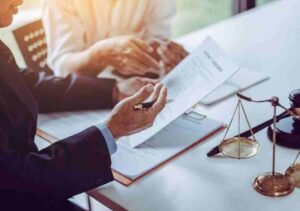 Importance of Hiring a Civil Litigation Lawyer