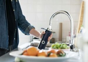 Signs that you Have Hard Water and the Benefits that Come with Installing a Water Softener