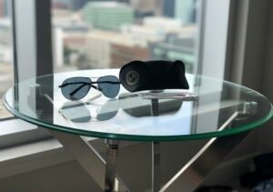 Custom Glass Tables in Interior Design: Merging Functionality with Brand Identity