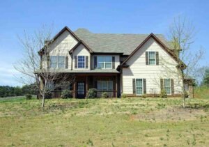 Maximizing Roof Lifespan: Proactive Maintenance Strategies