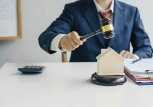 Navigating Foreclosure: How a Defense Lawyer Can Be Your Ally