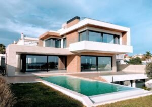 Tips for Using a Home Loan to Purchase a Four Bedroom House