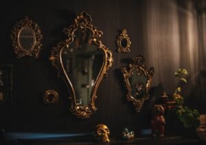 Why Is Everyone Obsessed With Antique Decor Right Now