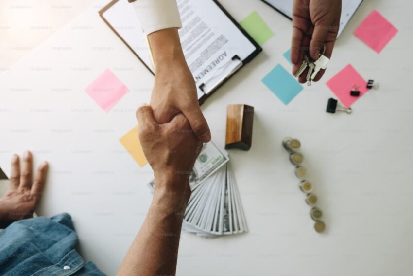 Why You Need a Conveyancing Solicitor When Buying a Home