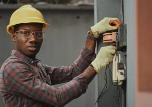 How to Choose the Right Residential Electrician Services for Your Home