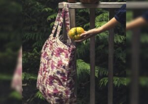 Why Choose a Linen Bag Over Other Materials?