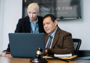 Impact of Technology on Finding Reliable Lawyers