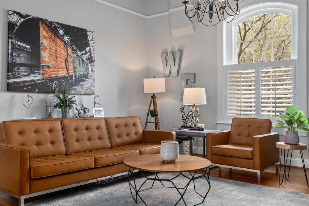How to Effortlessly Decorate Your Living Space