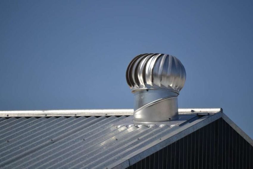 Metal Roof Needs Immediate Repair