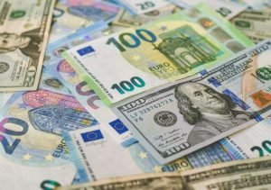 Currency Exchange Tips for Frequent Travelers