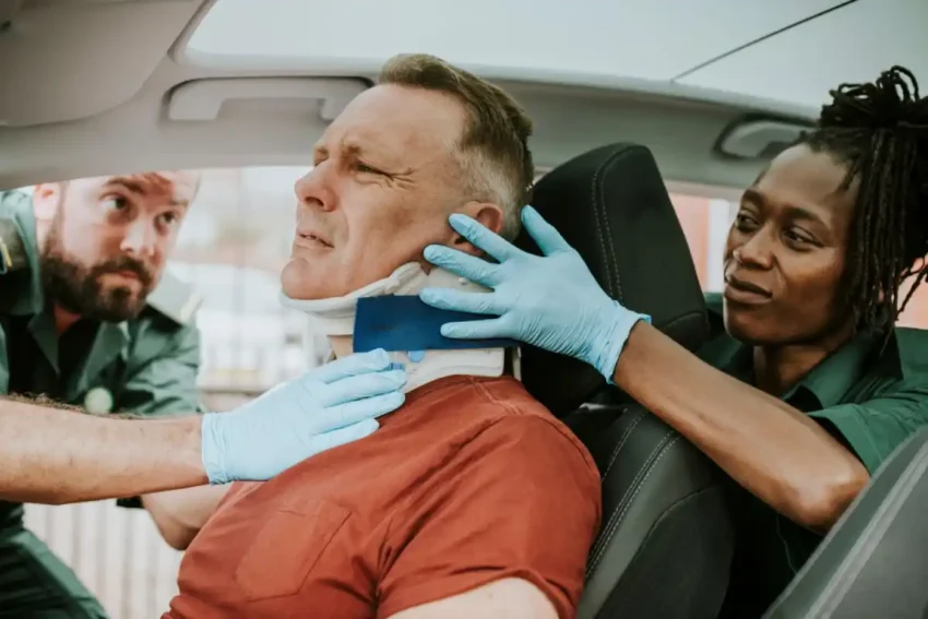 car accident victim consulting lawyer to pursue rightful injury compensation